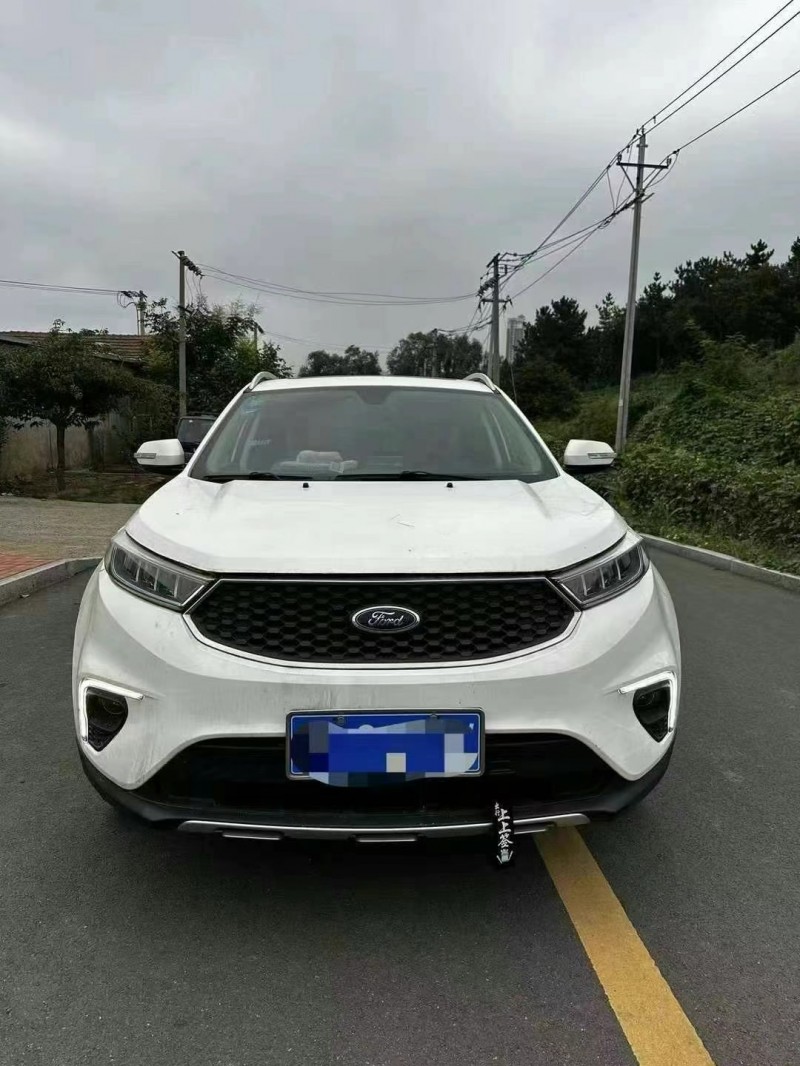 济宁20年福特领界1