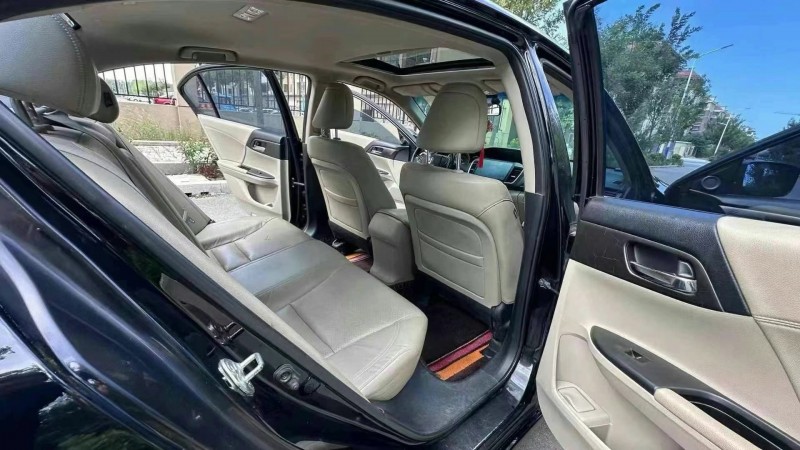 聊城15年本田雅阁4