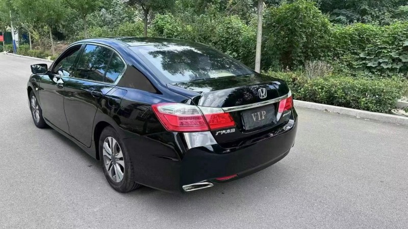 聊城15年本田雅阁6