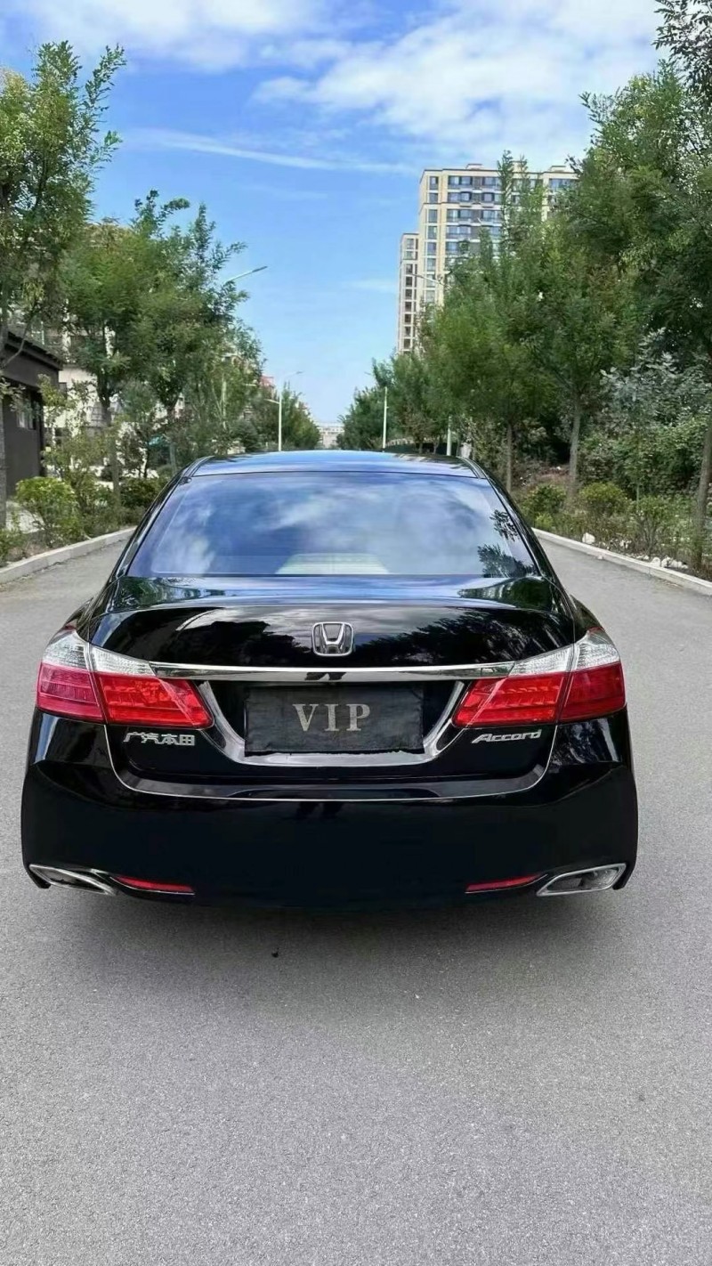 聊城15年本田雅阁7