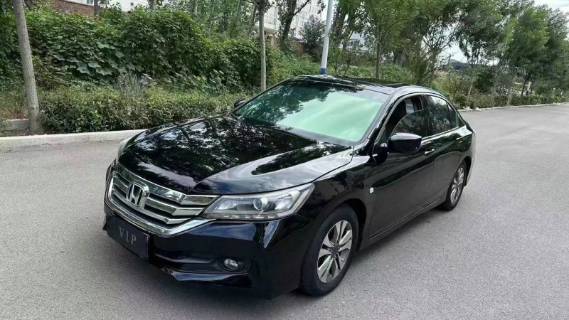 聊城15年本田雅阁8