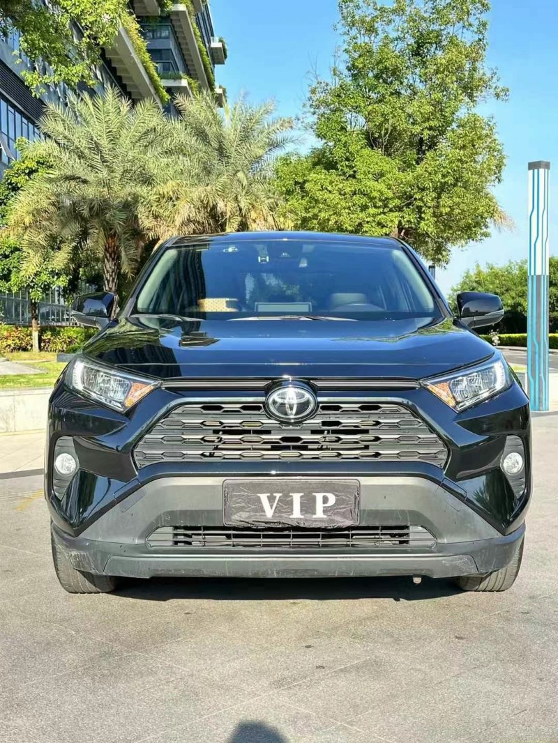 东莞22年丰田RAV4荣放1