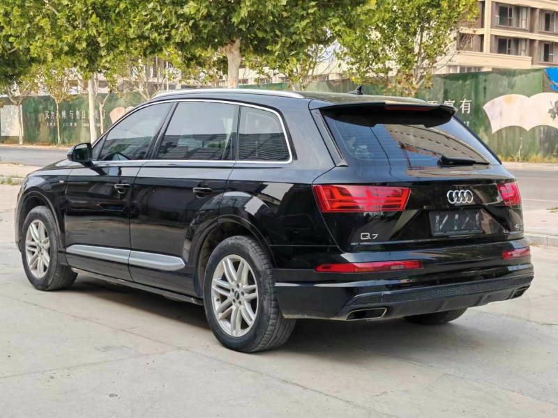 潍坊18年奥迪Q75