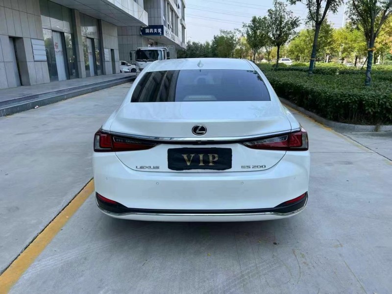 潍坊19年雷克萨斯ES3