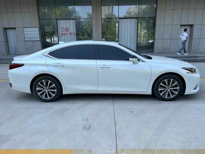 潍坊19年雷克萨斯ES9