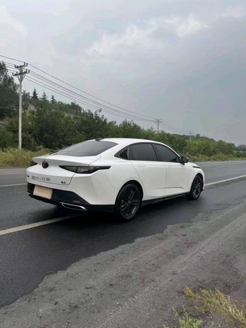 邯鄲24年長安汽車逸達6