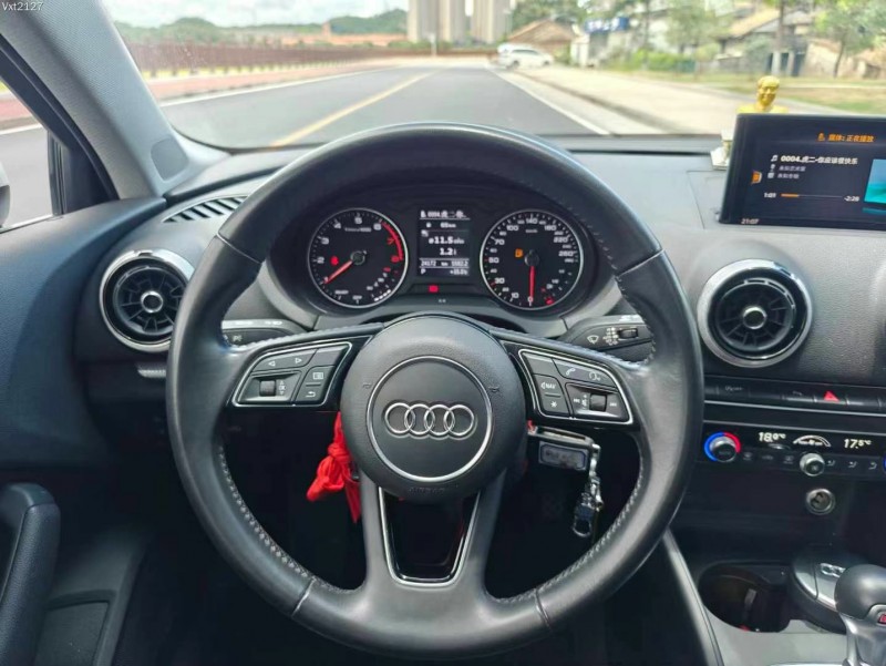 东莞19年奥迪A35