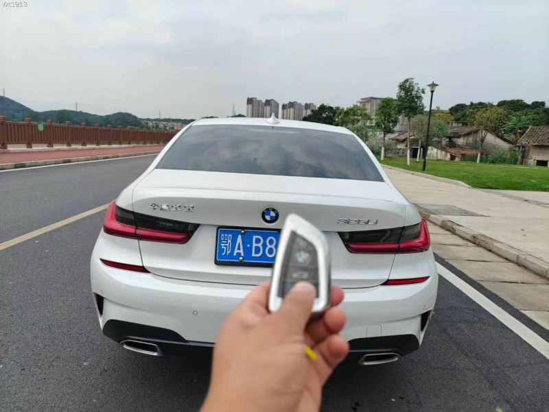 东莞22年宝马3系9