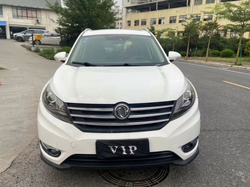 广州17年东风风光1