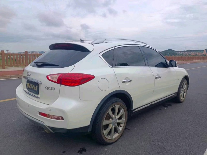 東莞16年英菲尼迪QX508