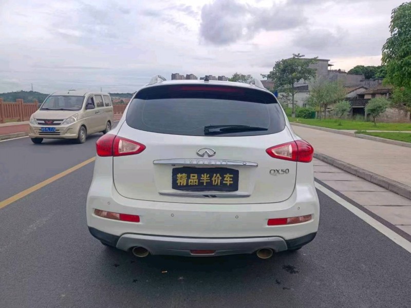東莞16年英菲尼迪QX509