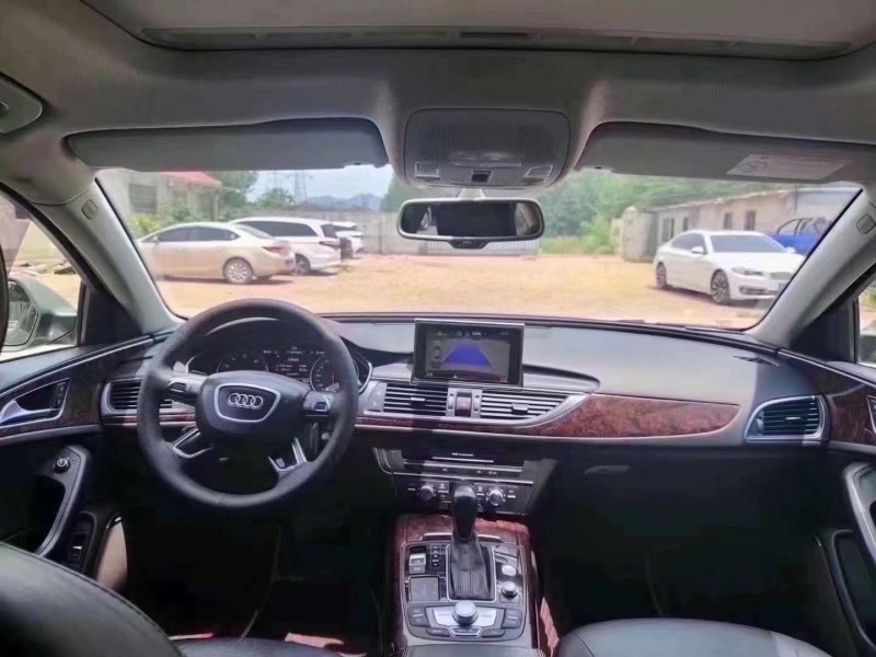 济宁17年奥迪A6L6