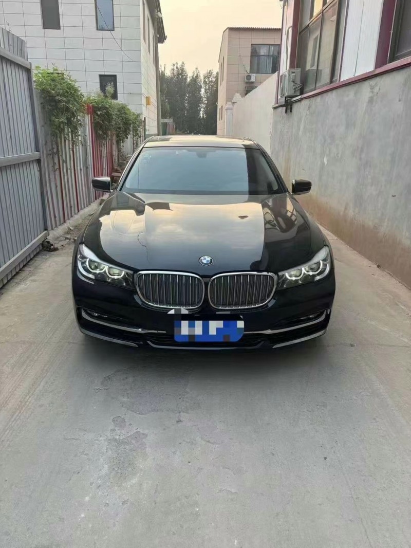 保定18年宝马7系1