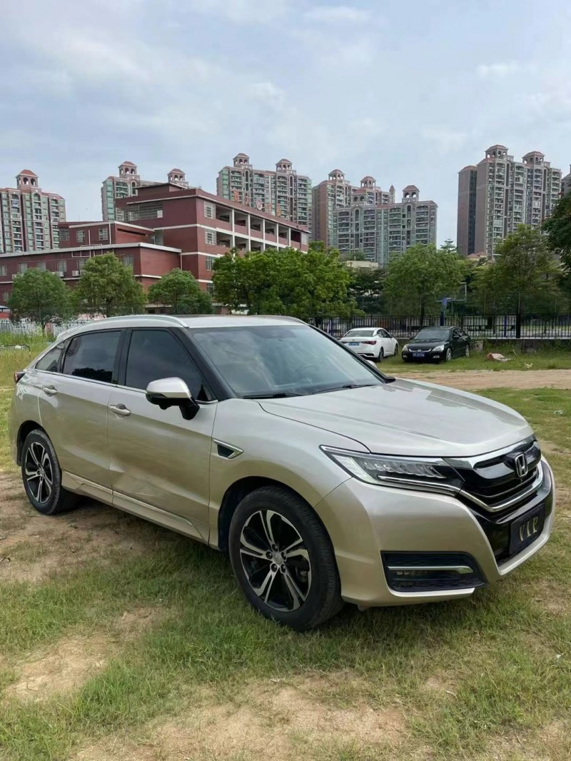 广州17年本田URV2