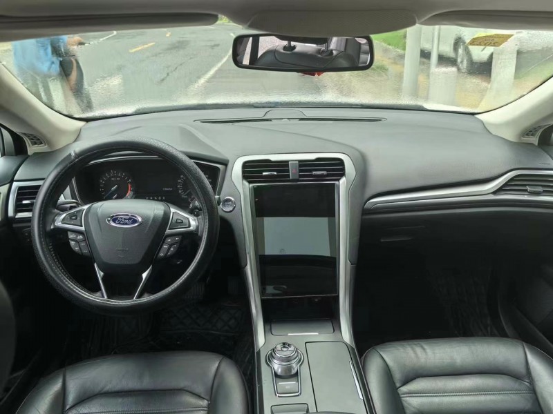 广州17年福特蒙迪欧9