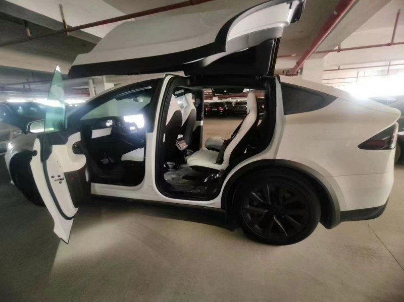 金華23年特斯拉MODEL X4