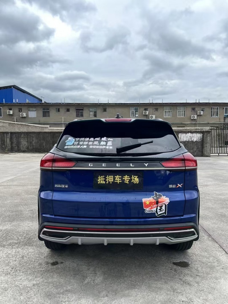 桂林21年吉利博越8