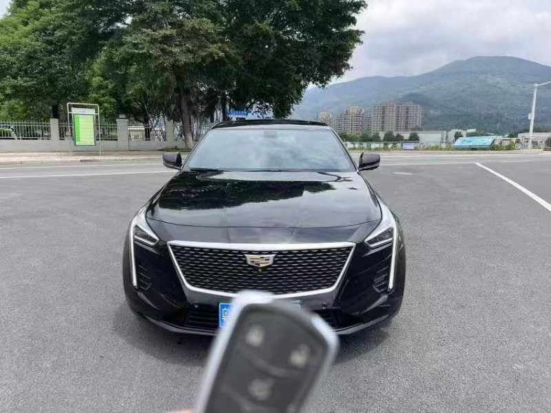 东莞20年凯迪拉克CT61