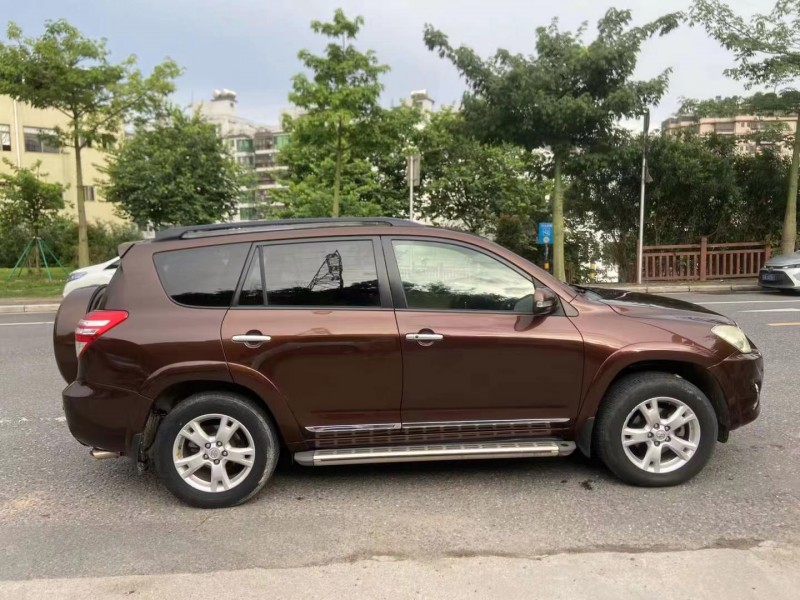广州12年丰田RAV44
