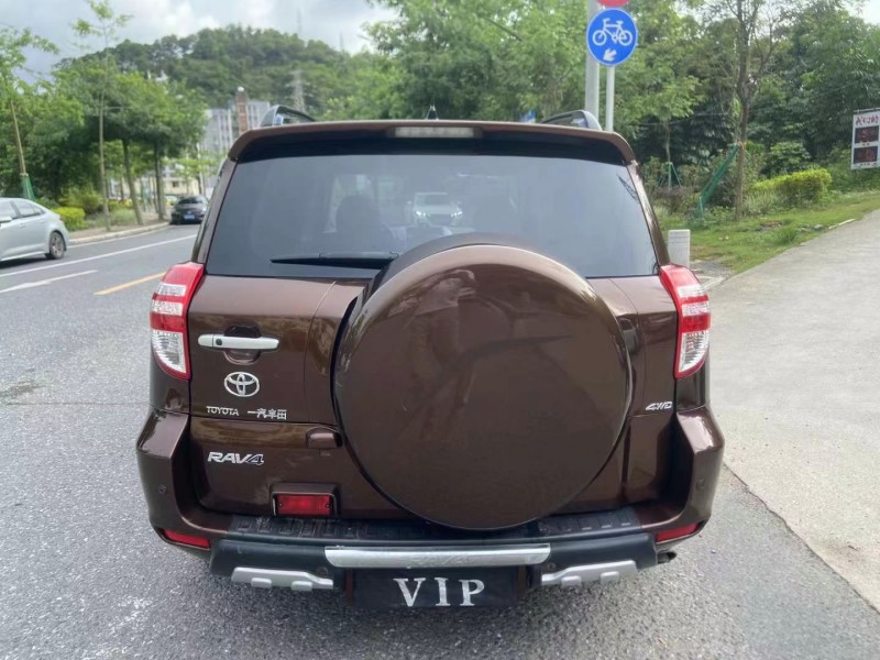 广州12年丰田RAV45