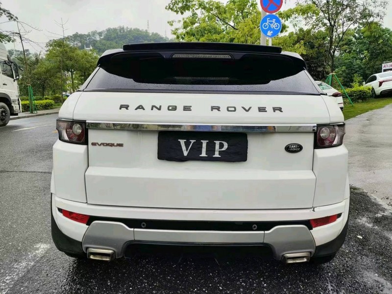 广州12年路虎极光5