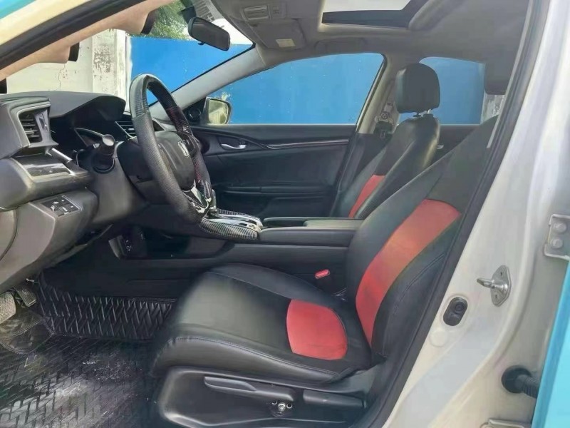 济宁18年本田思域4