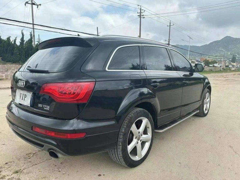 泰安15年奧迪Q75