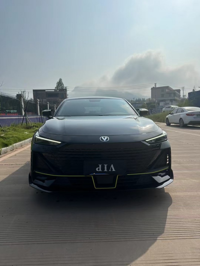 桂林22年長安汽車UNI-V1