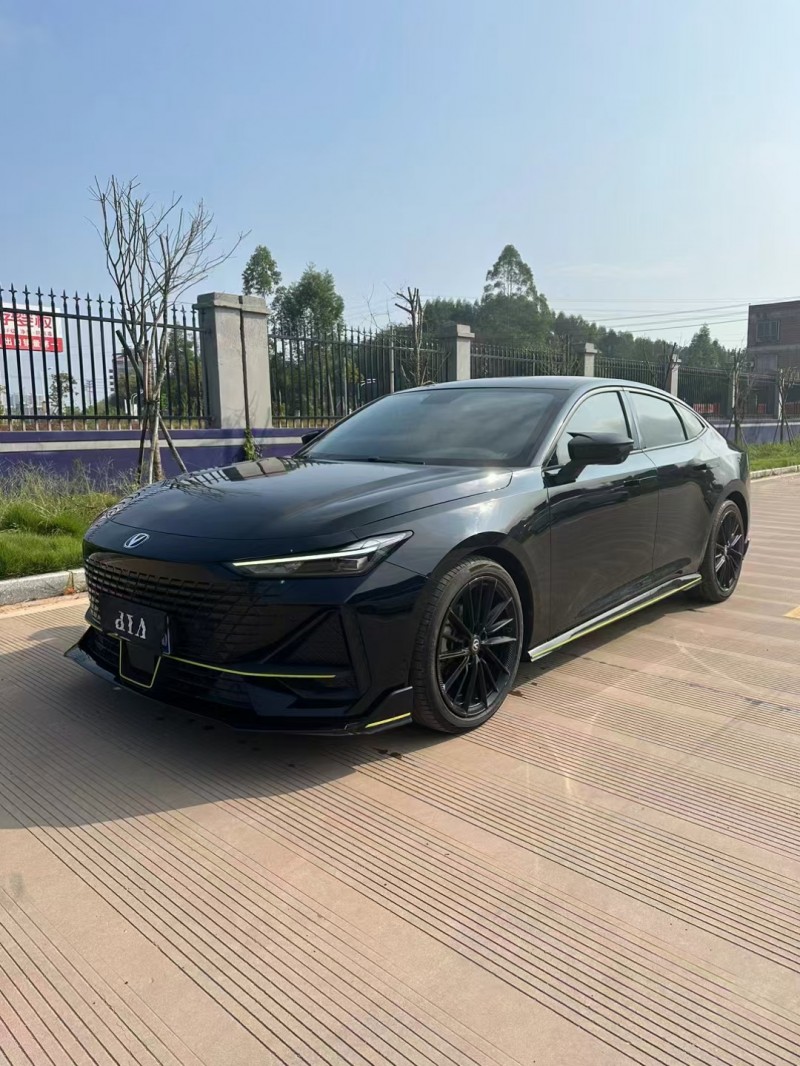 桂林22年長安汽車UNI-V3