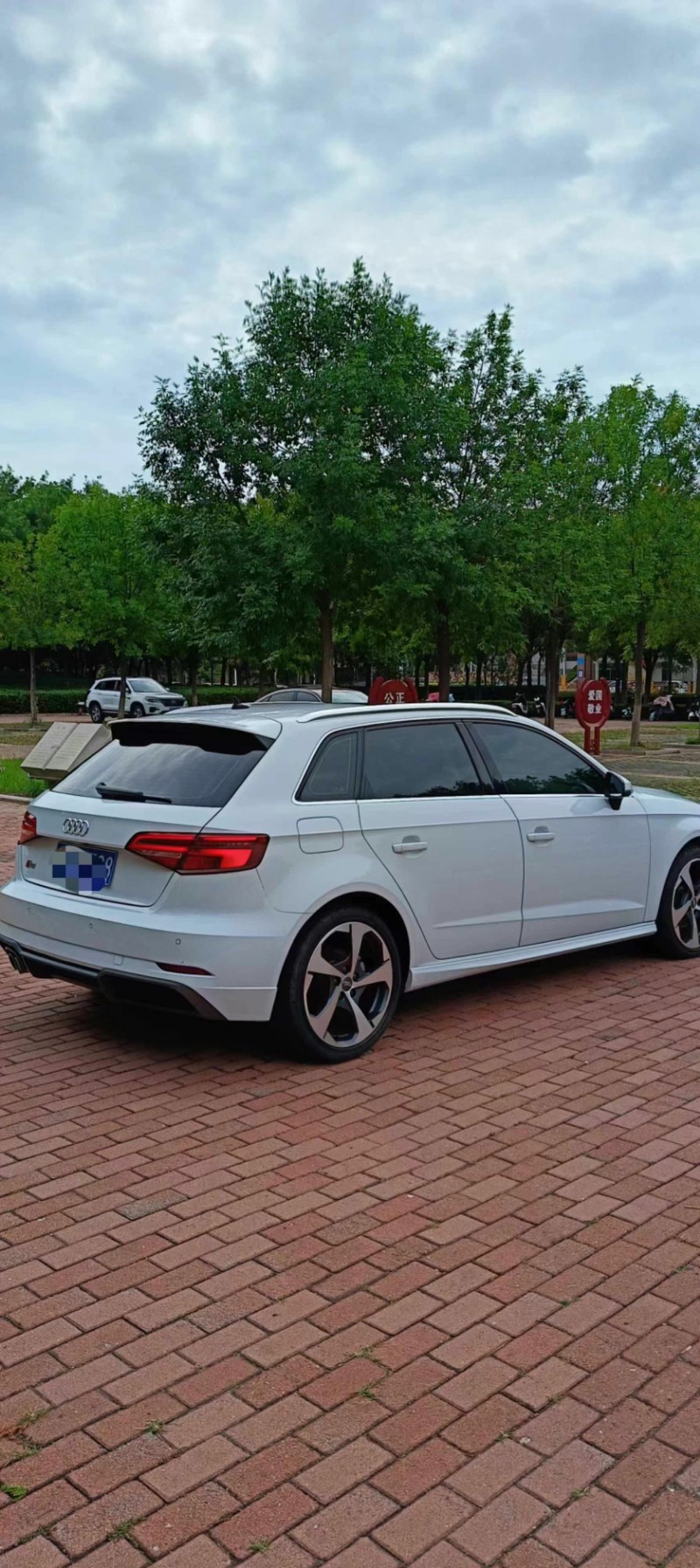 潍坊19年奥迪A33