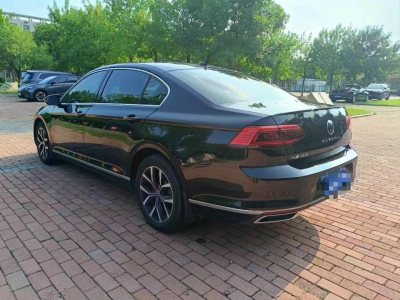 潍坊22年大众迈腾8