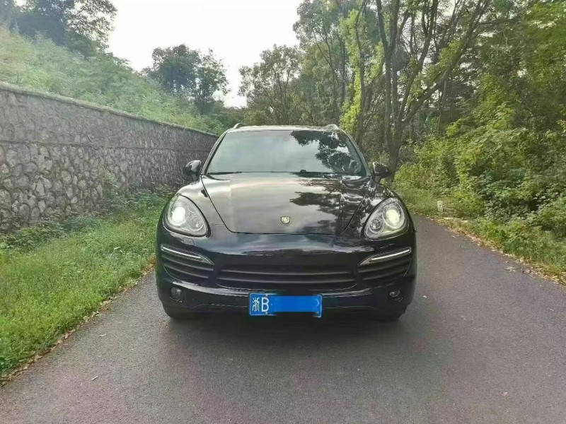 北海14年保時捷卡宴1