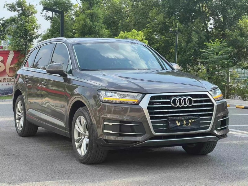 重庆18年奥迪Q73