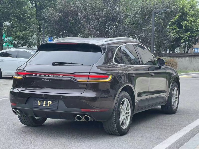 重庆19年保时捷Macan4