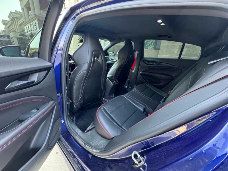 淄博20年别克君威5