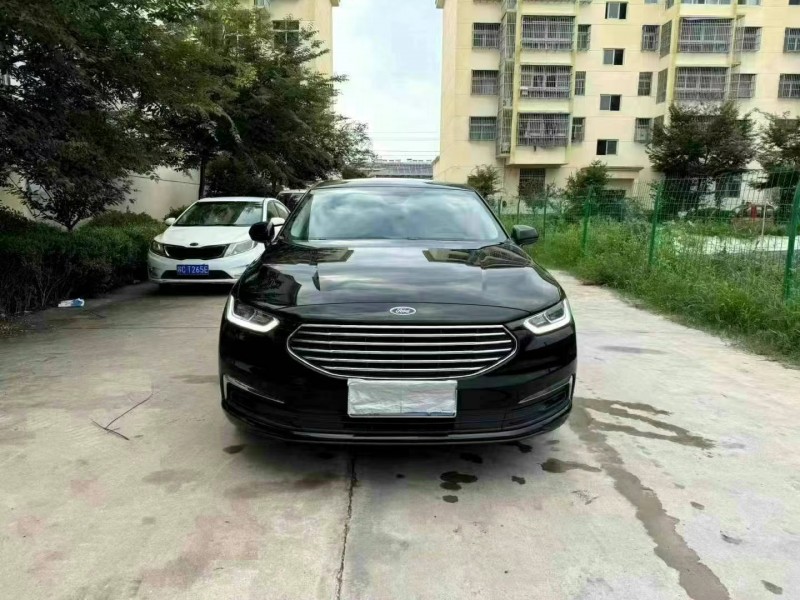 徐州21年福特金牛座1