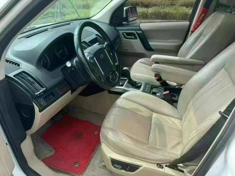 济宁15年路虎神行者4