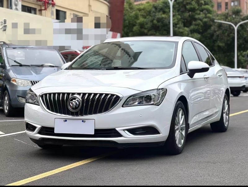 济宁16年别克威朗2