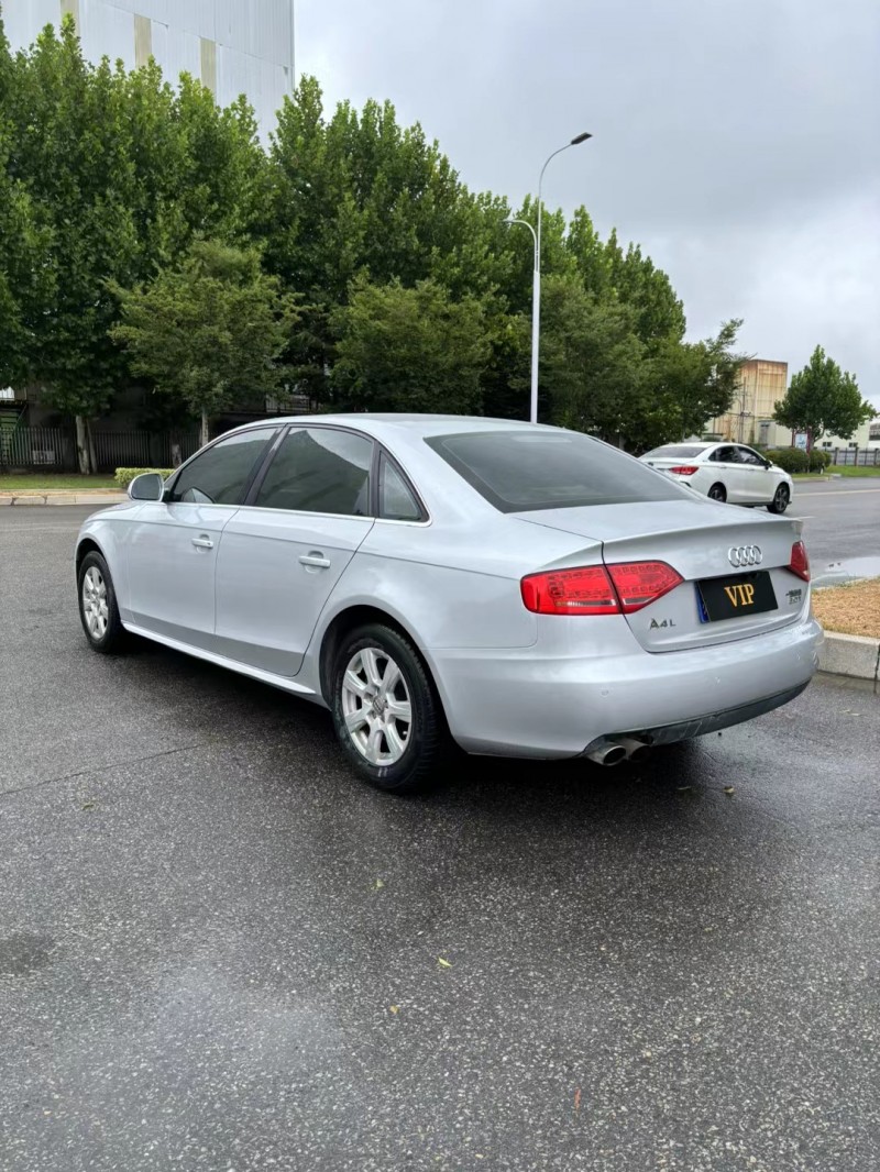 宿迁12年奥迪A4L8