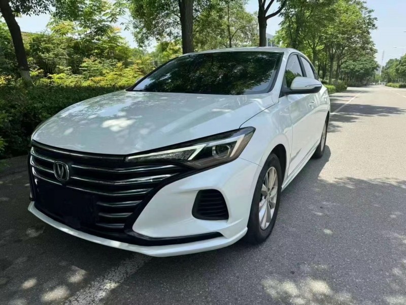 張家界22年長安汽車逸動2