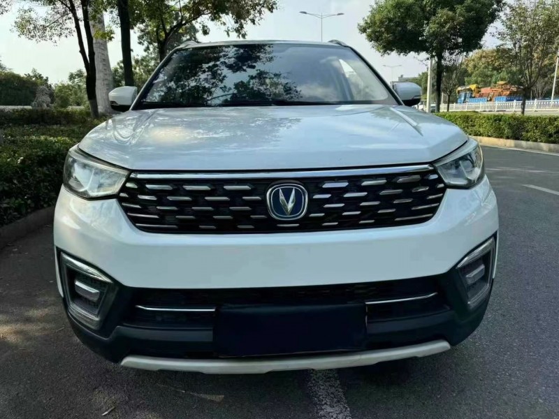 岳陽19年長安汽車CS551