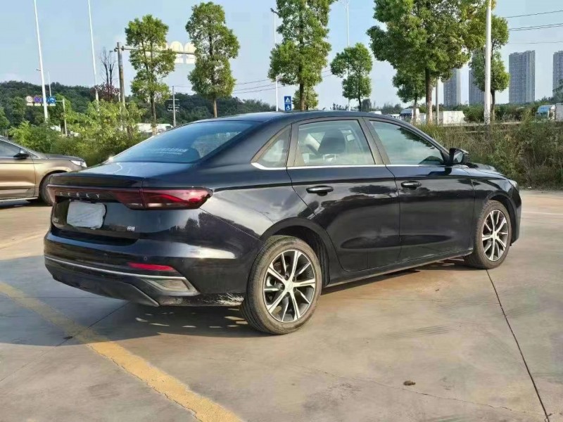 常德23年吉利帝豪6