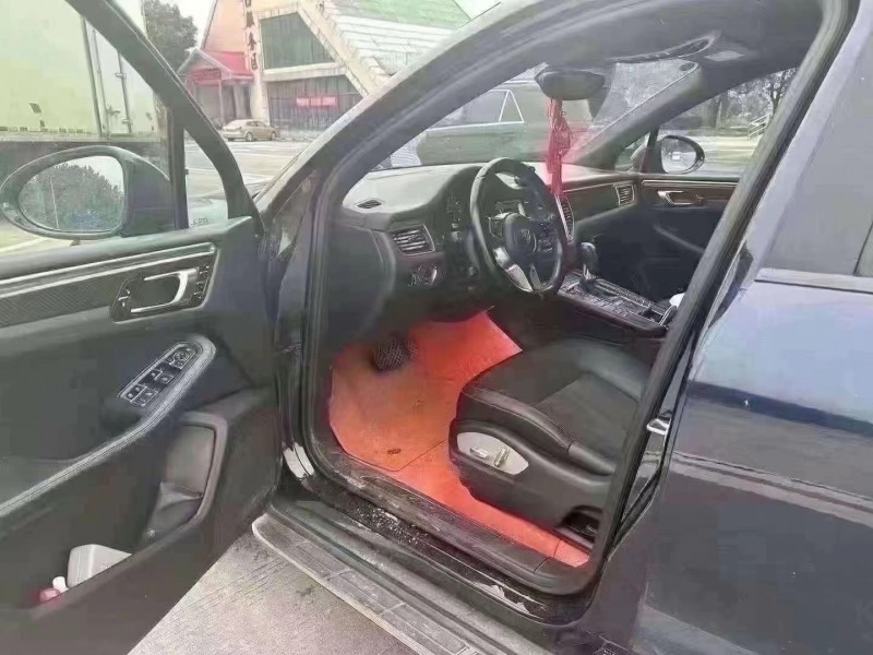 漳州17年保時捷Macan3