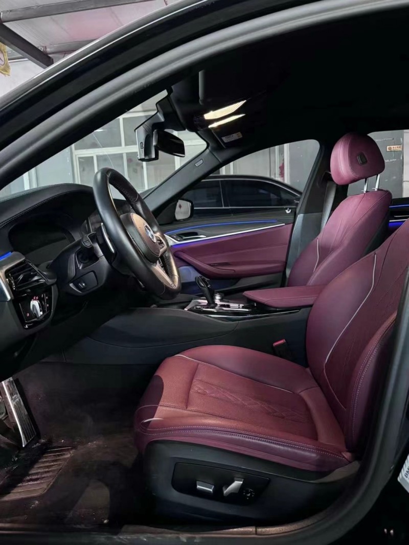 潍坊22年宝马5系9