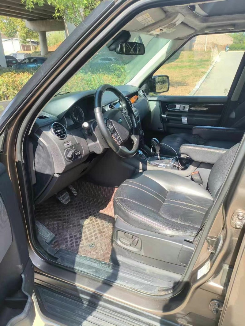 青岛14年路虎发现4