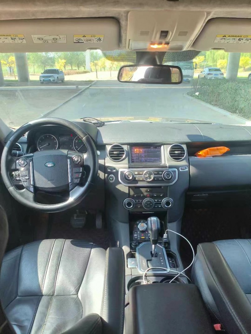 青岛14年路虎发现5