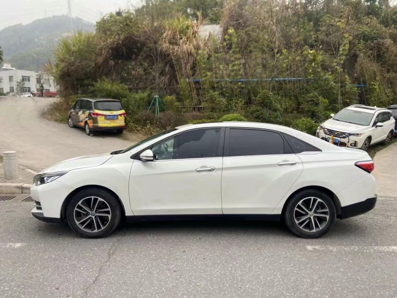 廣州20年啟辰D606