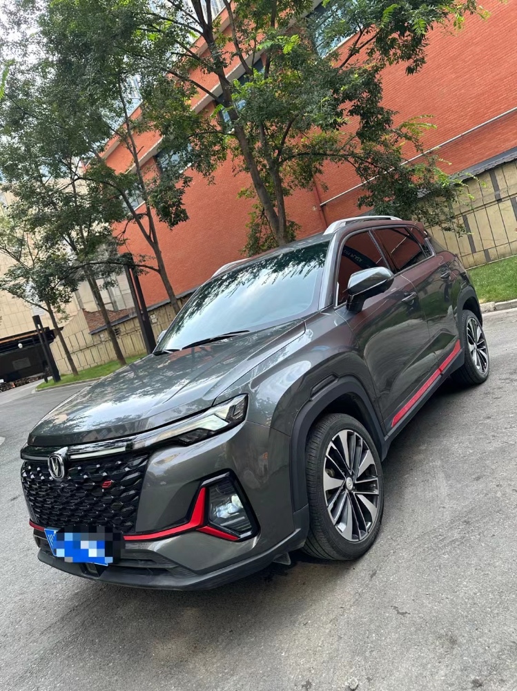 成都21年长安汽车CS352