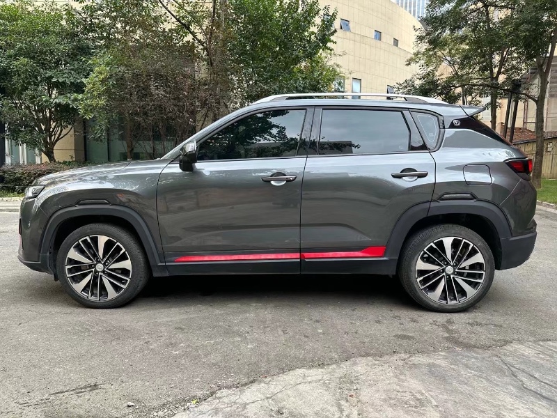 成都21年长安汽车CS353