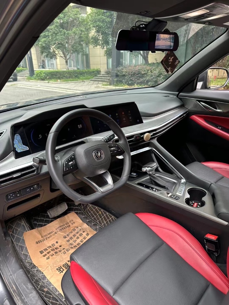 成都21年长安汽车CS356